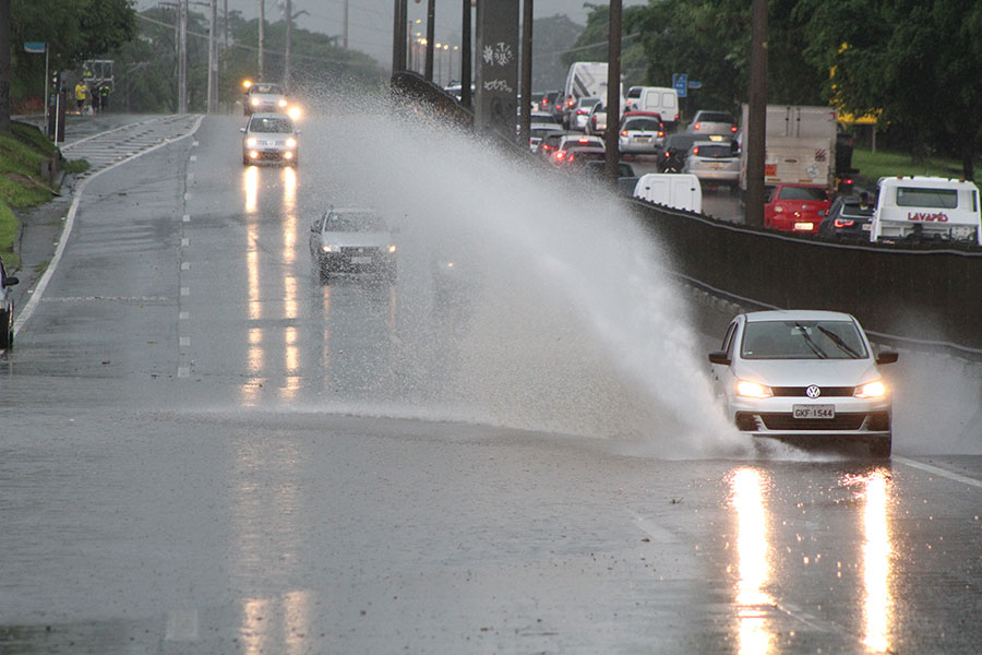 Chuva persiste nesta terça-feira em Taboão da Serra; temperatura deve subir  em toda região - O TABOANENSE