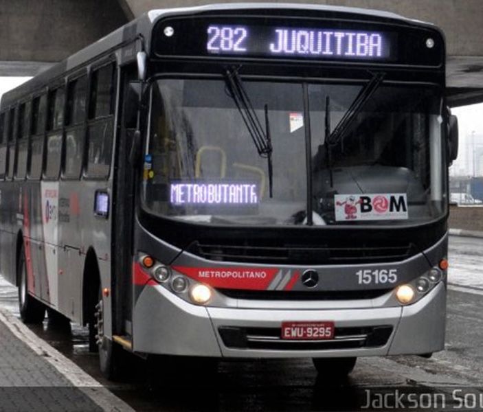 Jackson Souza Leite / Ônibus Brasil / Reprodução