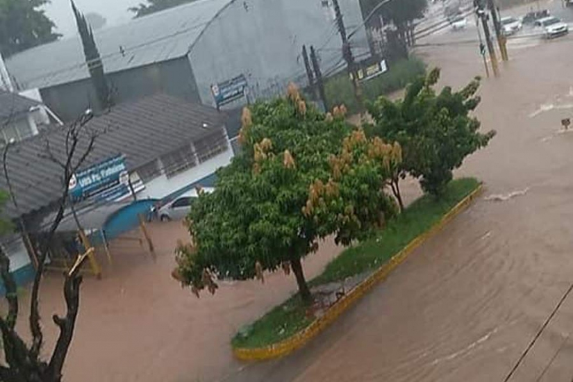 Chuva persiste nesta terça-feira em Taboão da Serra; temperatura deve subir  em toda região - O TABOANENSE