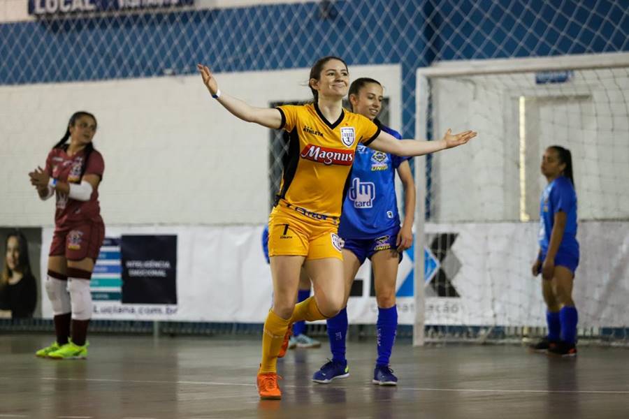 MG20: Saiba sobre o futsal e o futebol feminino da Russia.