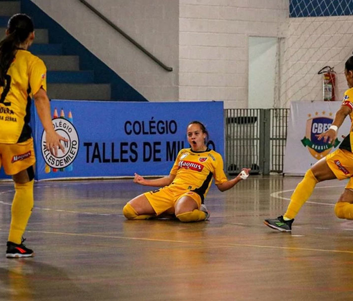 E.C. Taboão Magnus goleia o São Bernardo por 6 a 0 no Campeonato Paulista  de Futsal - O TABOANENSE