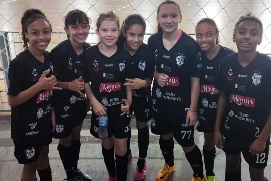 Futebol feminino poderá ser visto por funcionários da prefeitura