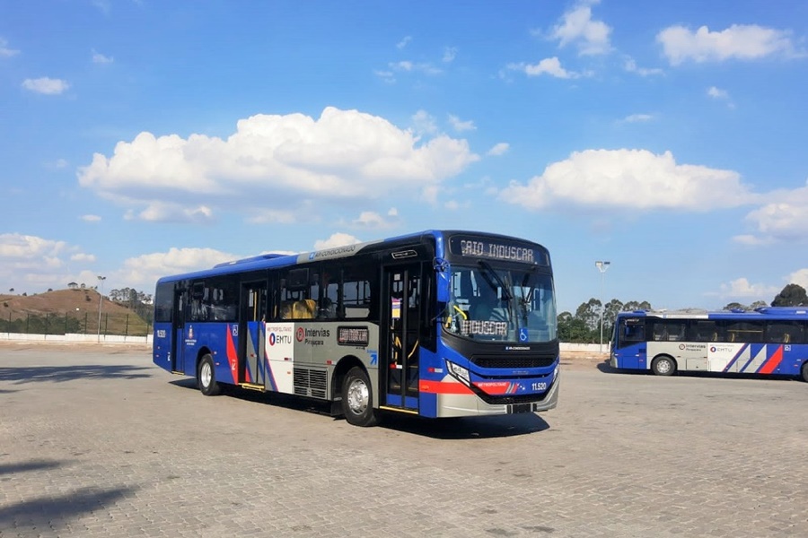 Passeio de ônibus urbano de passageiros versão móvel andróide iOS