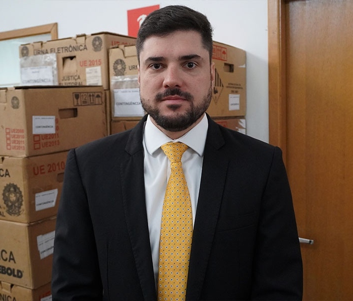 Eduardo Toledo